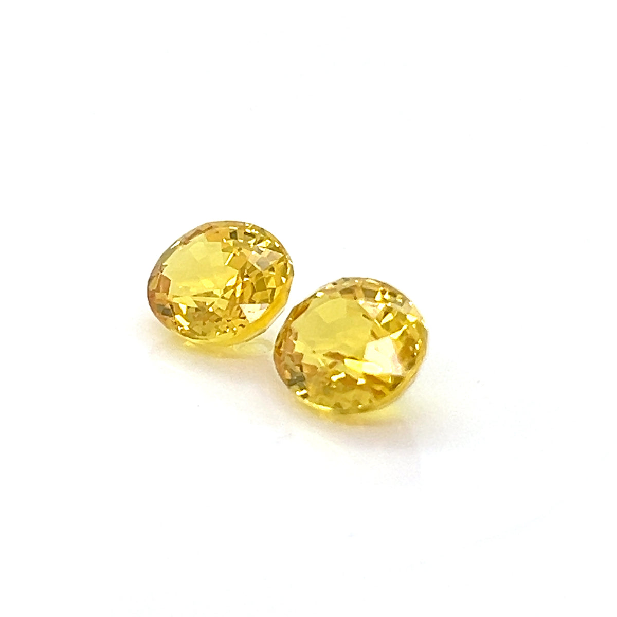 YELLOW SAPPHIRE OVAL