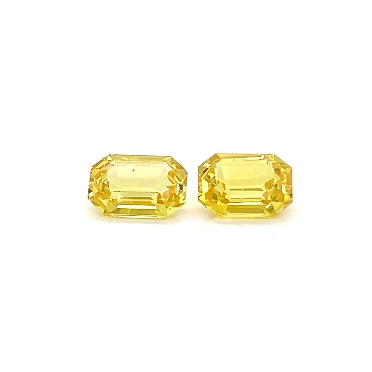 YELLOW SAPPHIRE EMERALD CUT