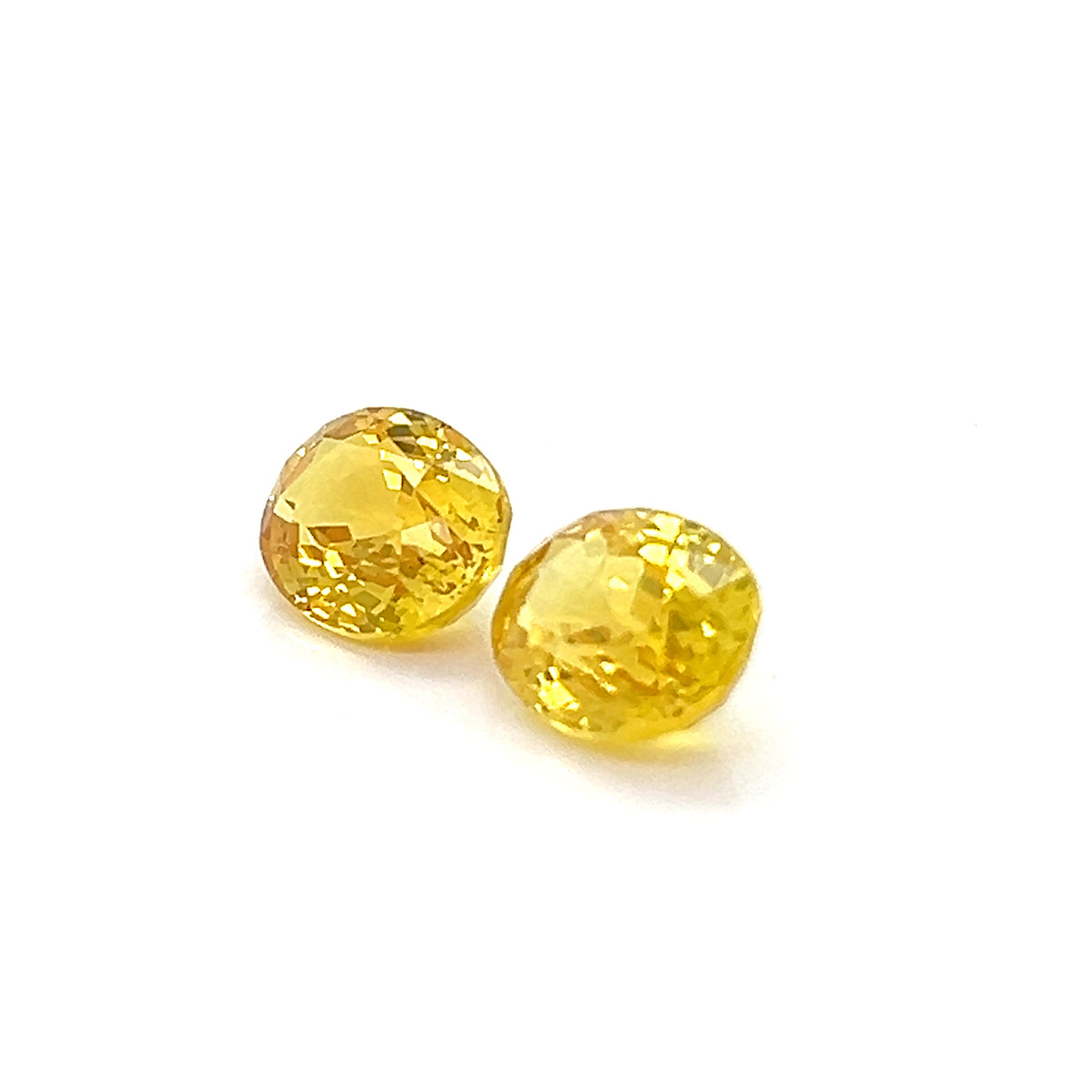 YELLOW SAPPHIRE OVAL