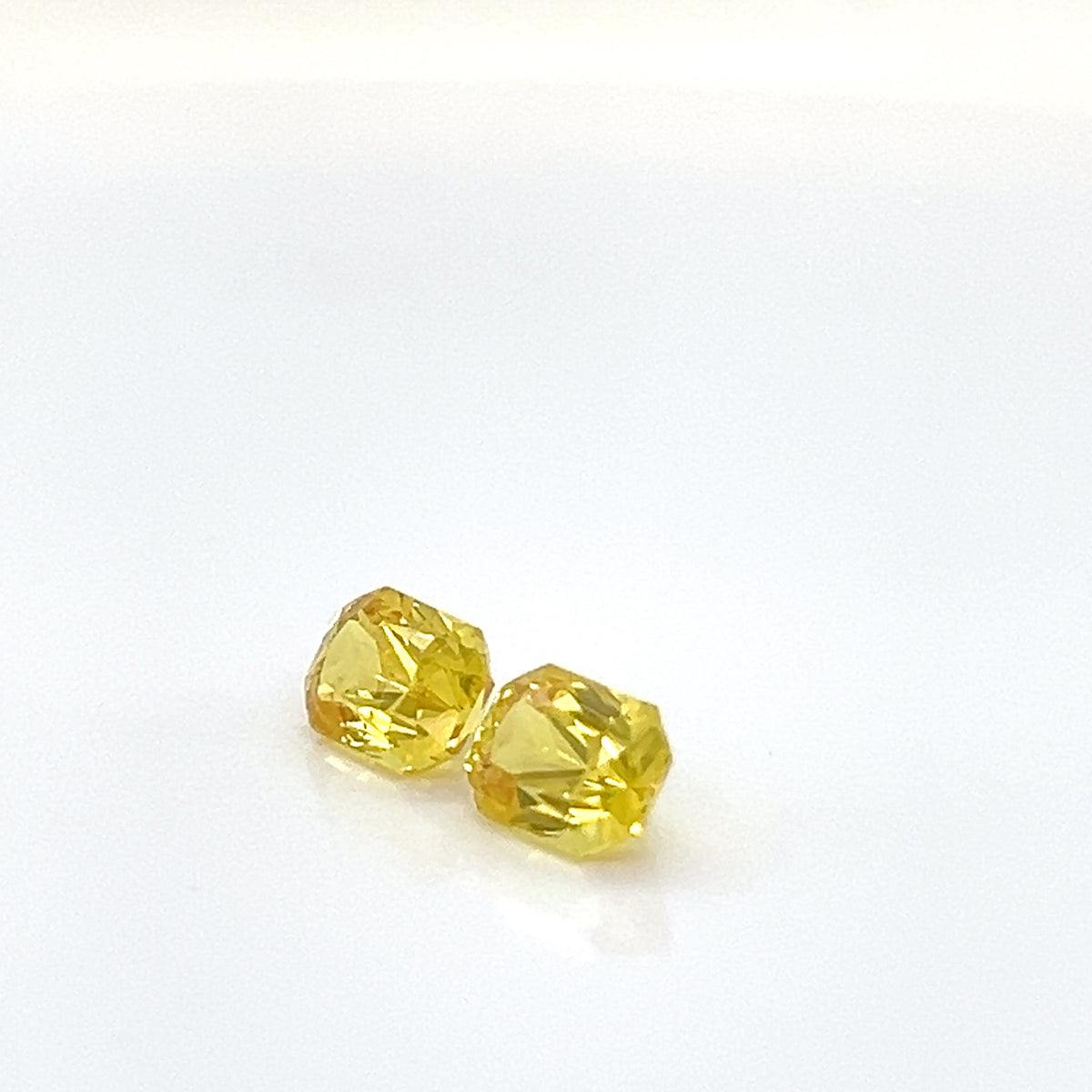 YELLOW SAPPHIRE RADIANT CUT