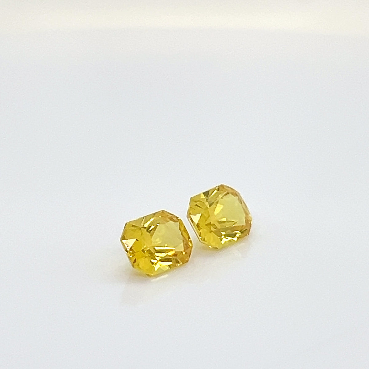 YELLOW SAPPHIRE RADIANT CUT