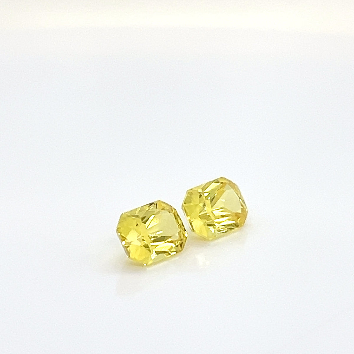 YELLOW SAPPHIRE RADIANT CUT