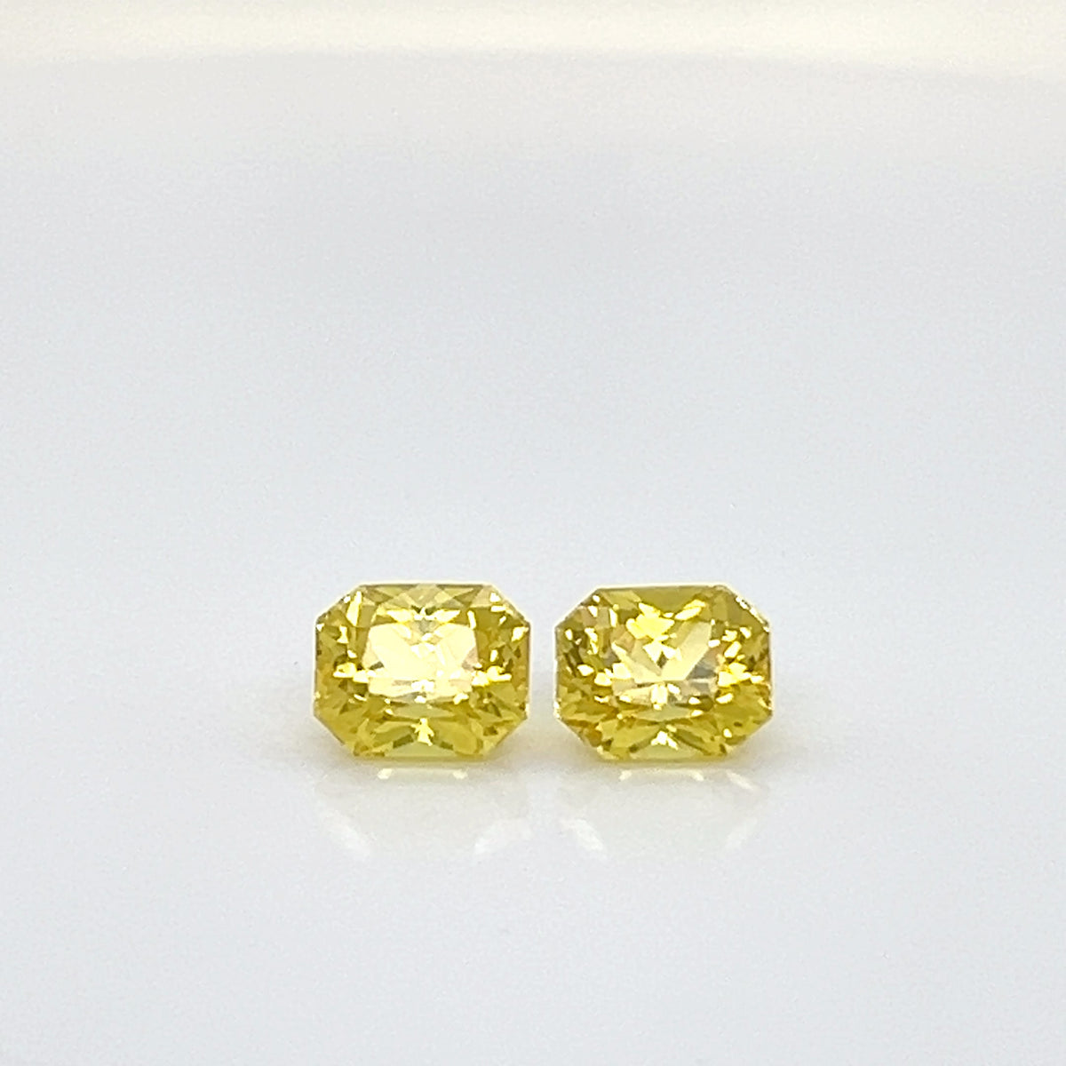 YELLOW SAPPHIRE RADIANT CUT