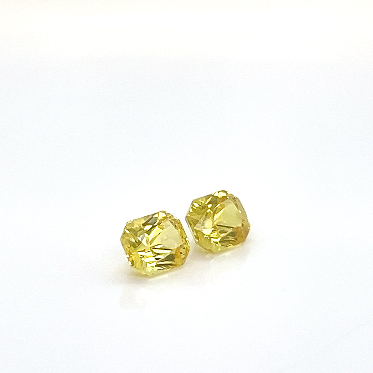 YELLOW SAPPHIRE RADIANT CUT