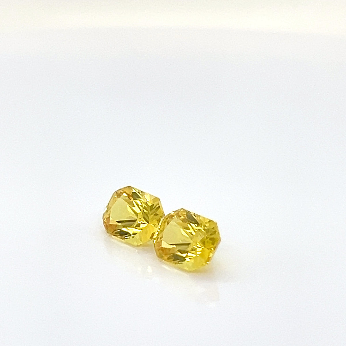 YELLOW SAPPHIRE RADIANT CUT