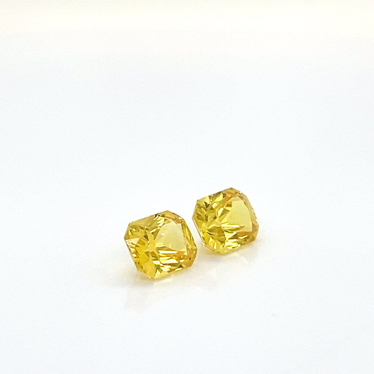 YELLOW SAPPHIRE RADIANT CUT