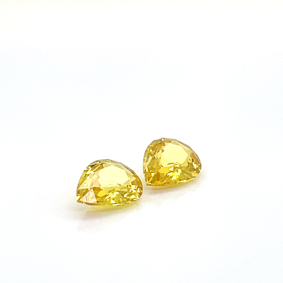 YELLOW SAPPHIRE PEAR