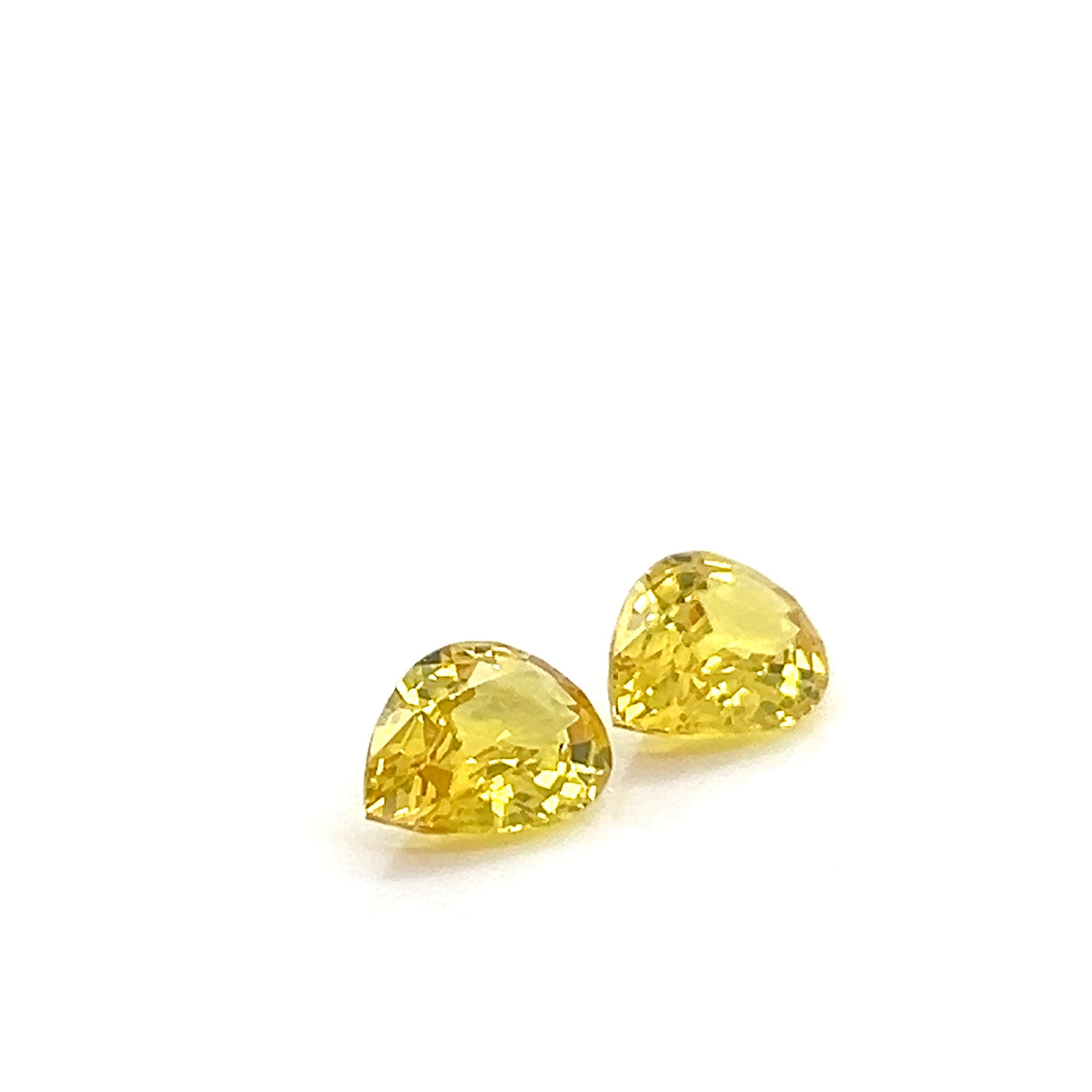 YELLOW SAPPHIRE PEAR