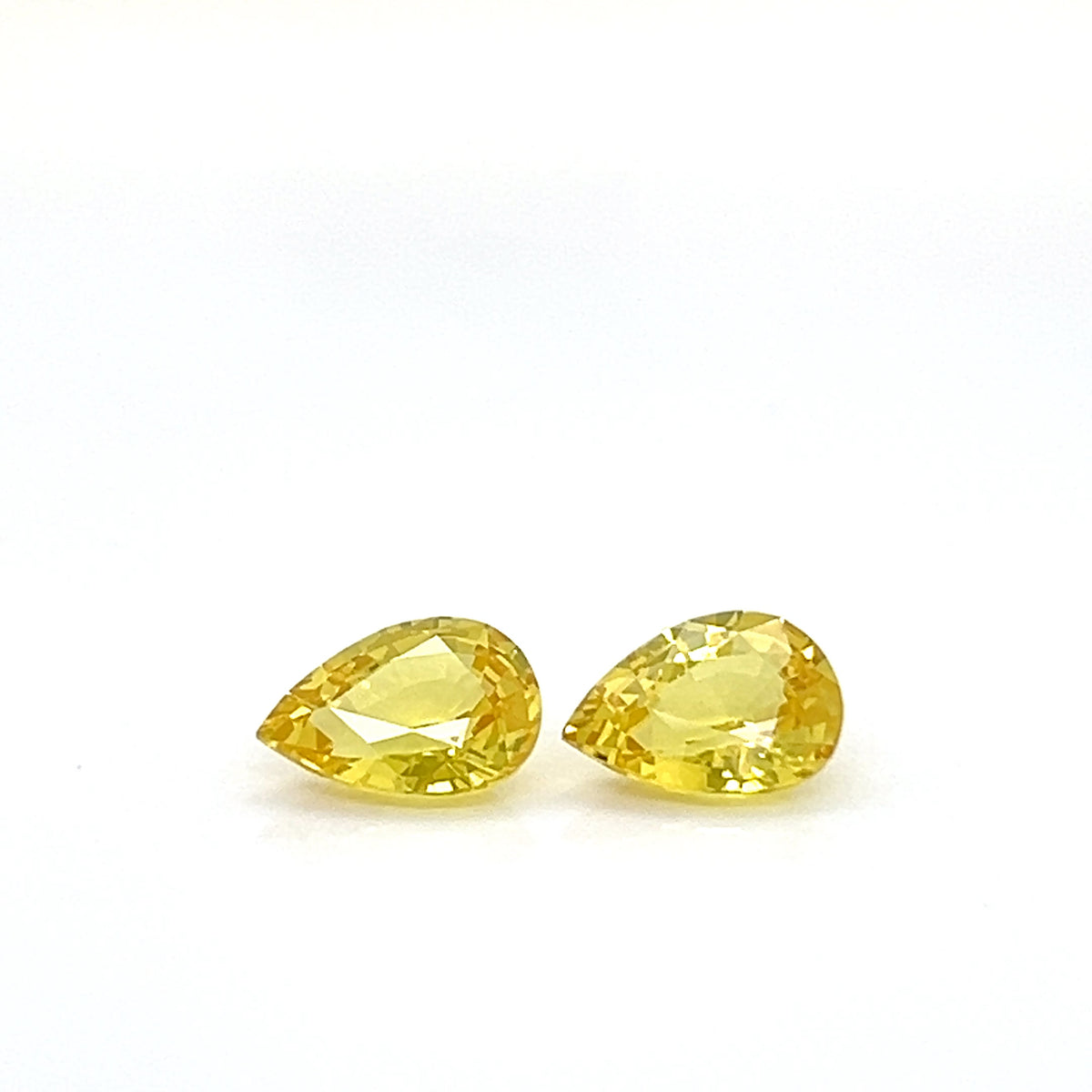 YELLOW SAPPHIRE PEAR