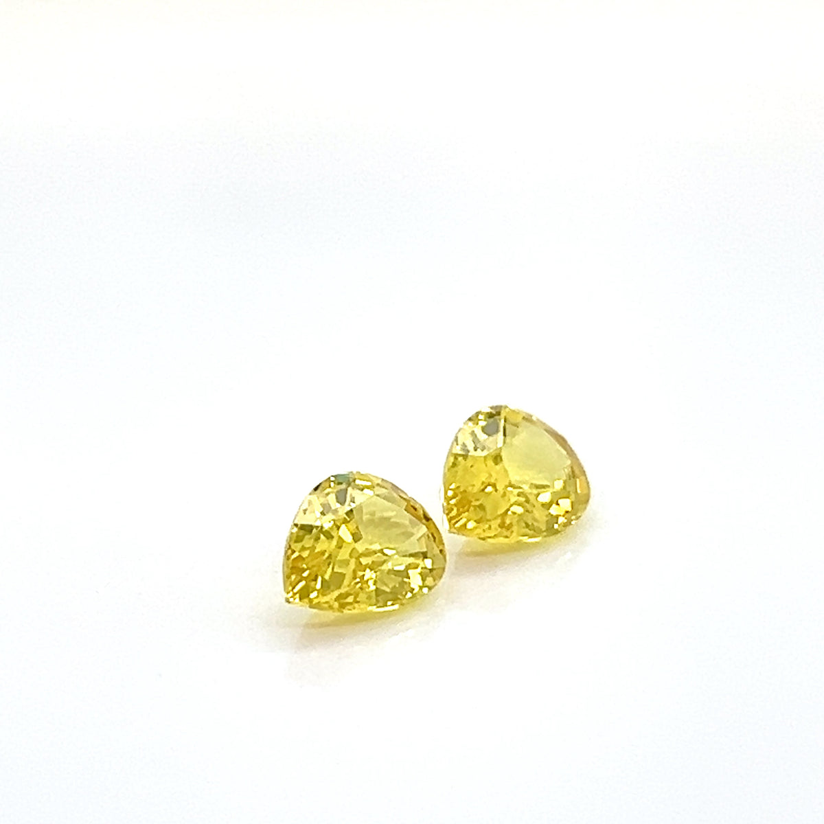 YELLOW SAPPHIRE PEAR