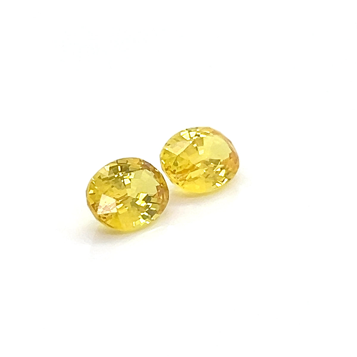 YELLOW SAPPHIRE OVAL