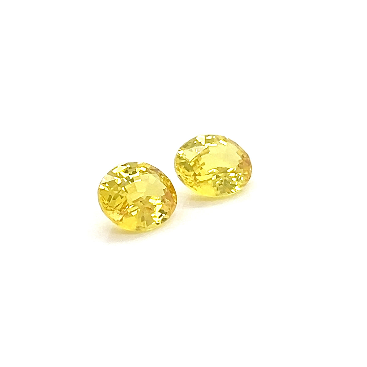YELLOW SAPPHIRE OVAL