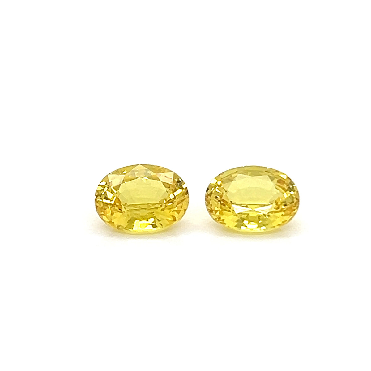 YELLOW SAPPHIRE OVAL