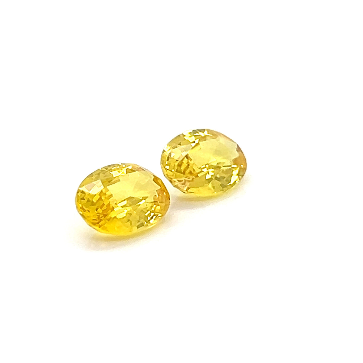 YELLOW SAPPHIRE OVAL