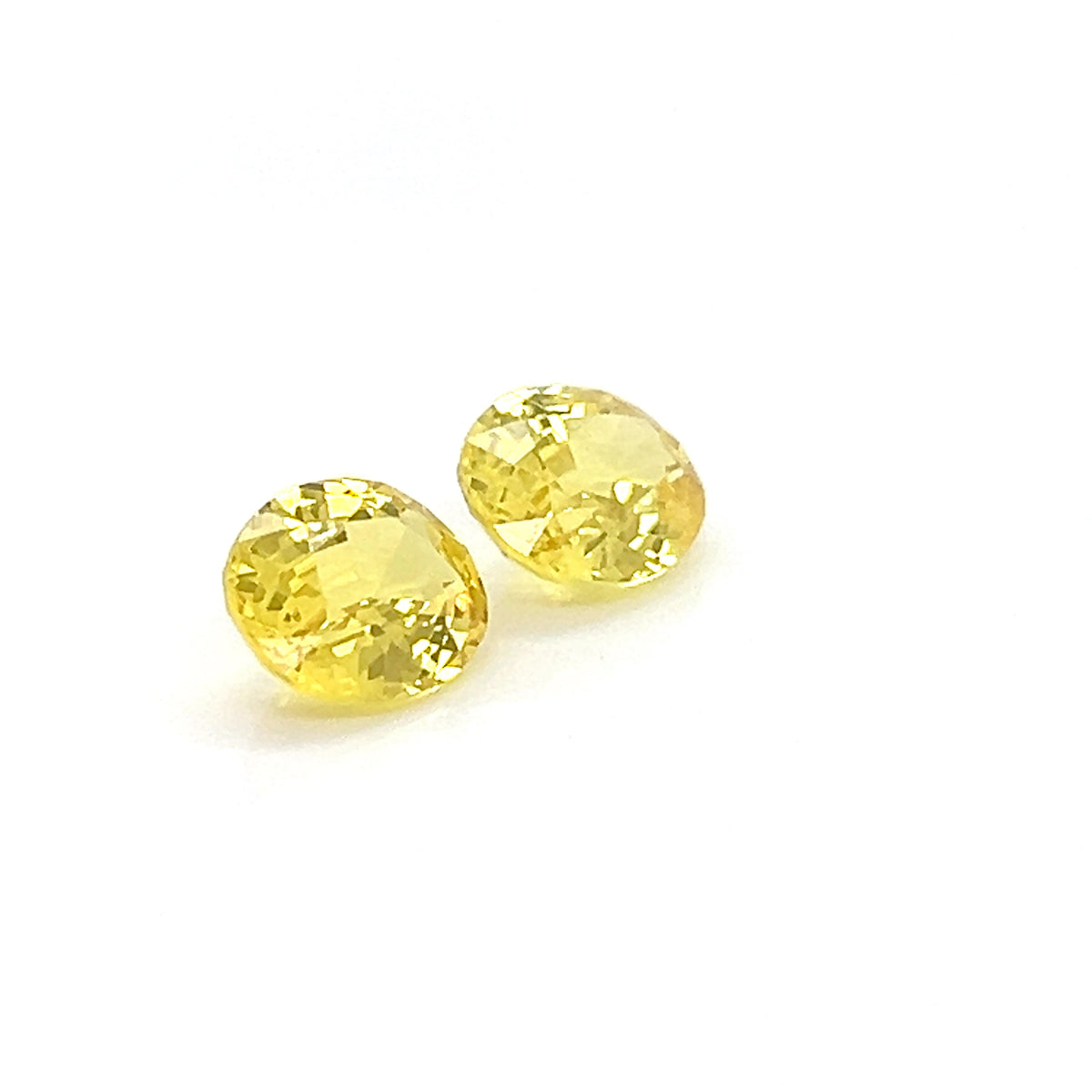 YELLOW SAPPHIRE OVAL