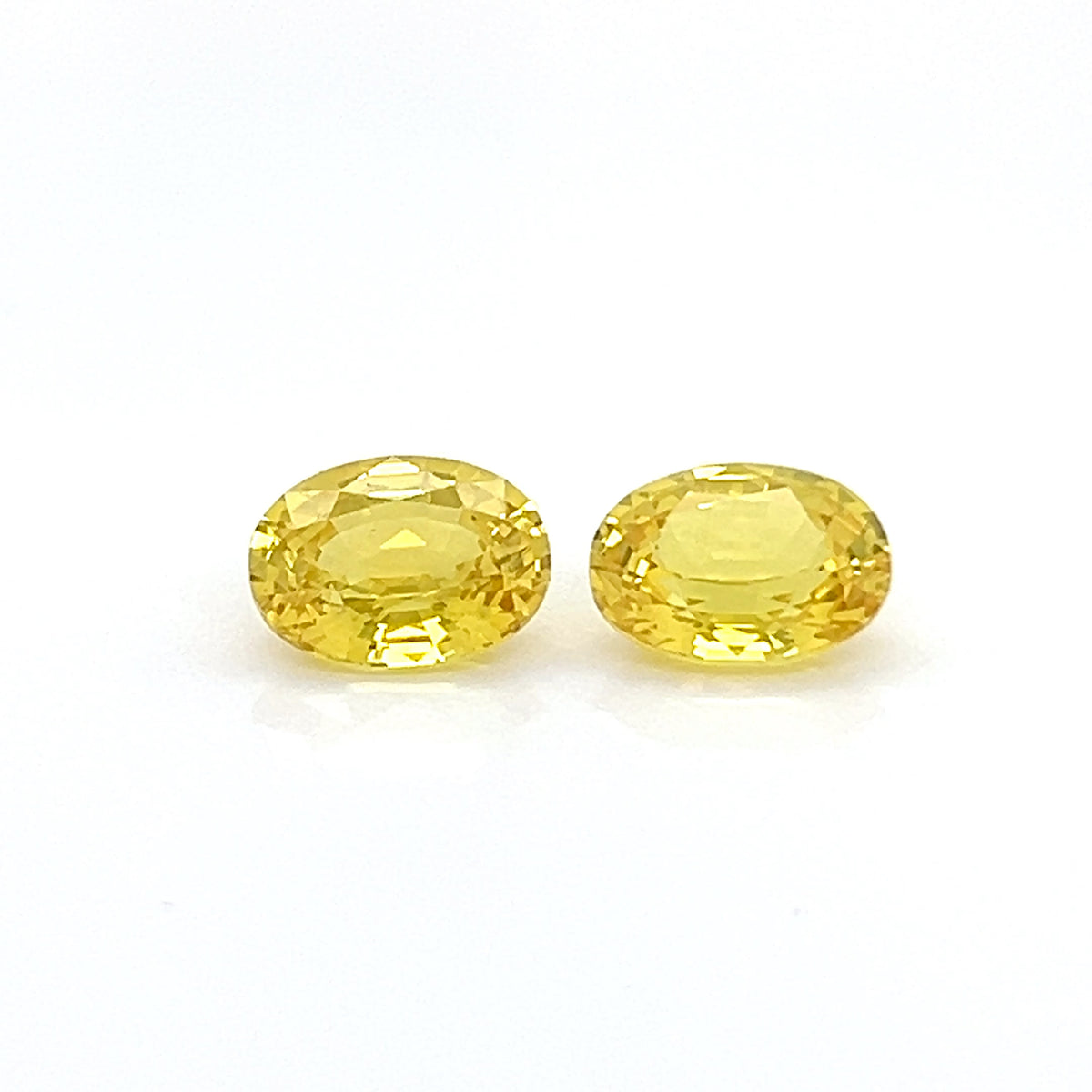 YELLOW SAPPHIRE OVAL