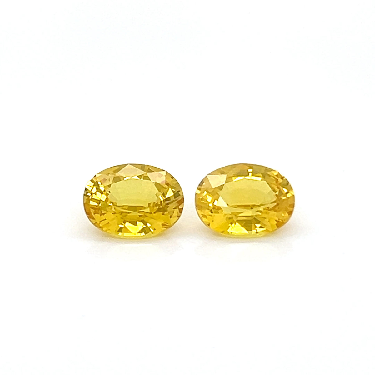 YELLOW SAPPHIRE OVAL