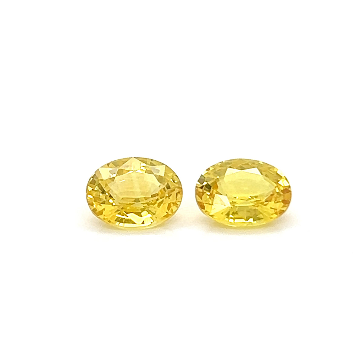 YELLOW SAPPHIRE OVAL