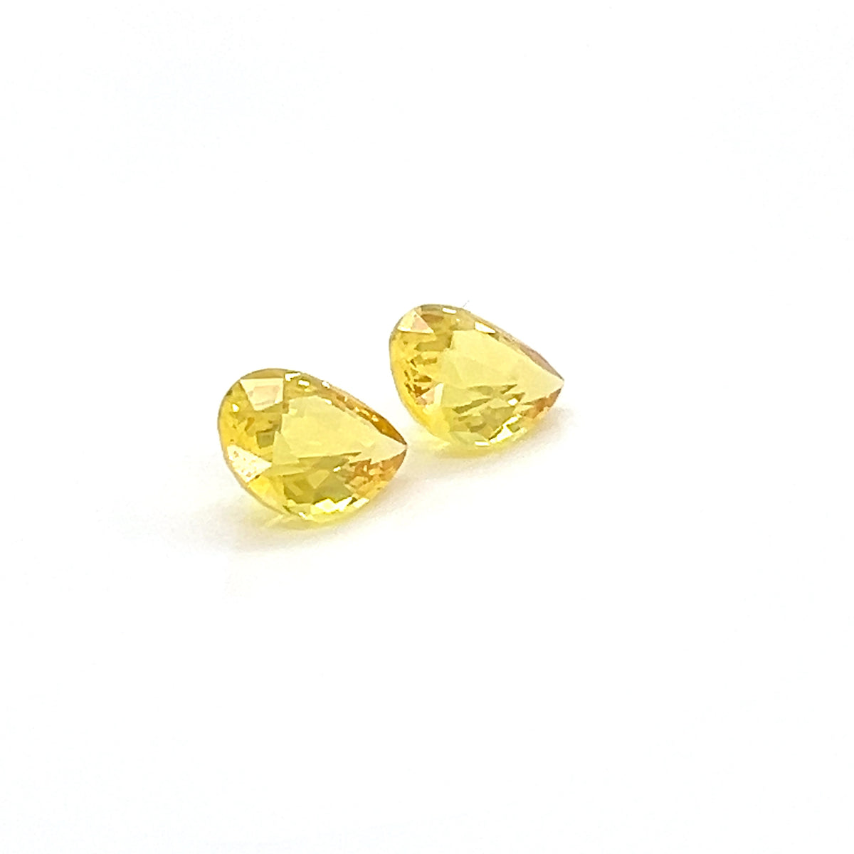 YELLOW SAPPHIRE PEAR