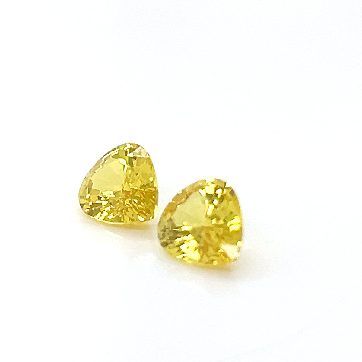 YELLOW SAPPHIRE PEAR