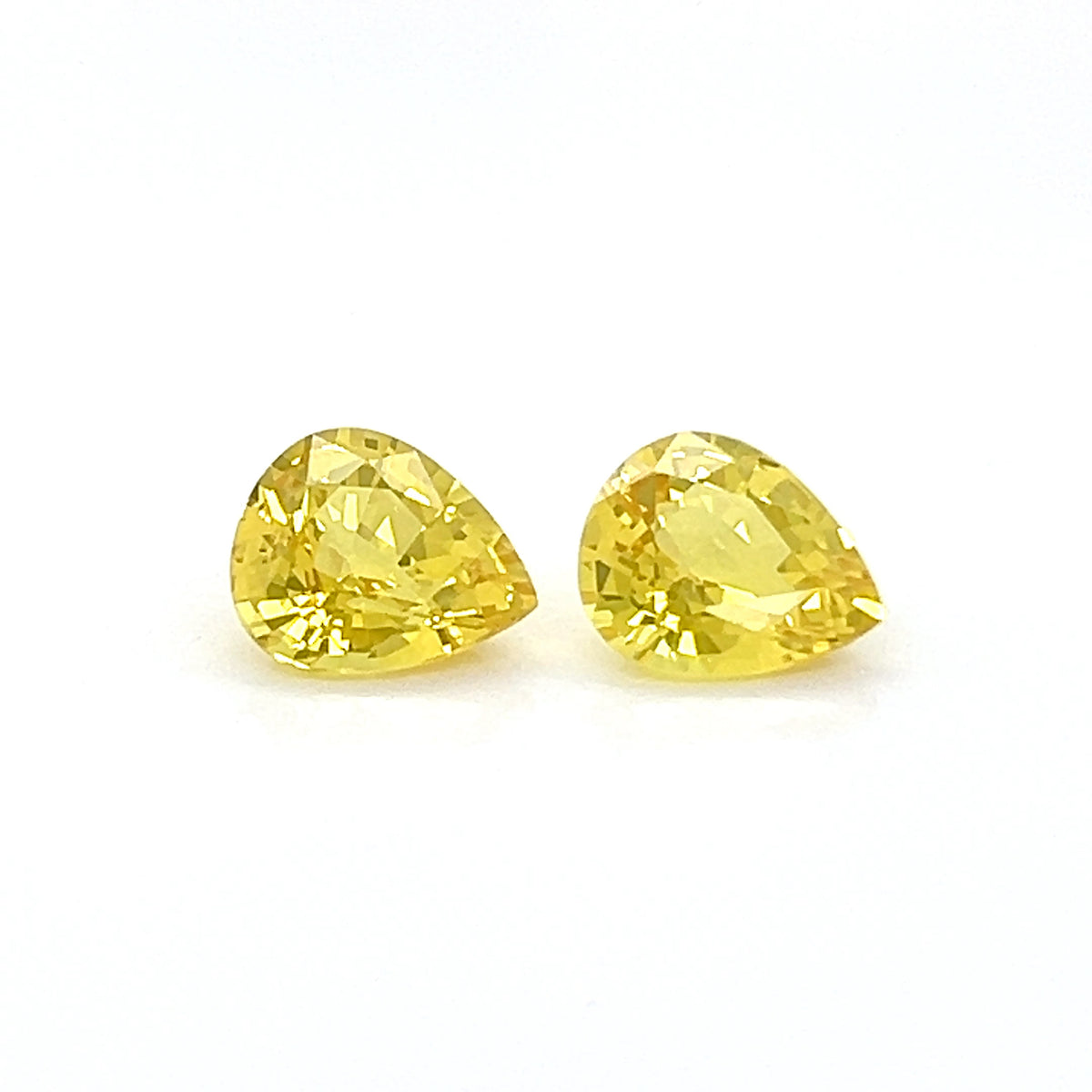 YELLOW SAPPHIRE PEAR