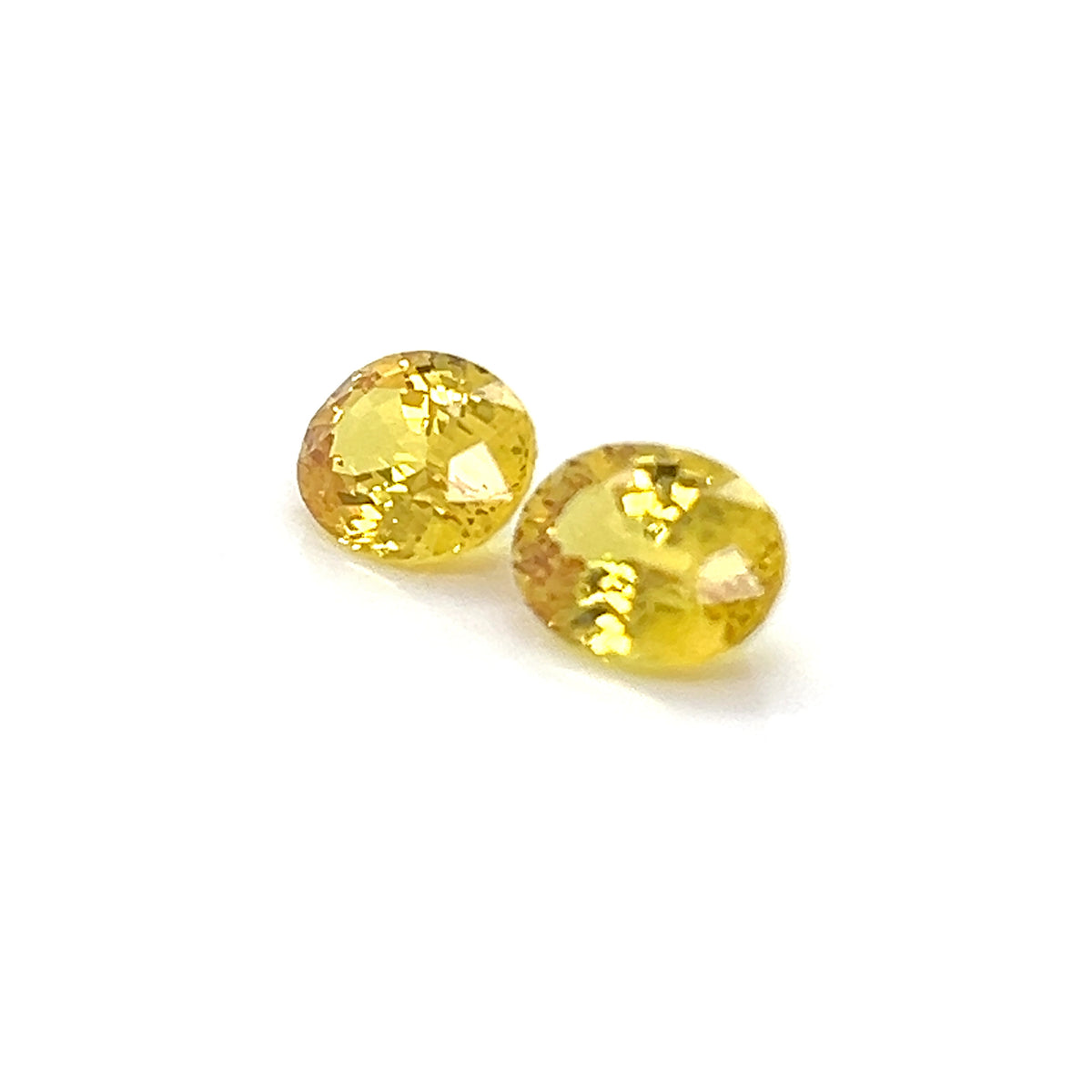 YELLOW SAPPHIRE OVAL