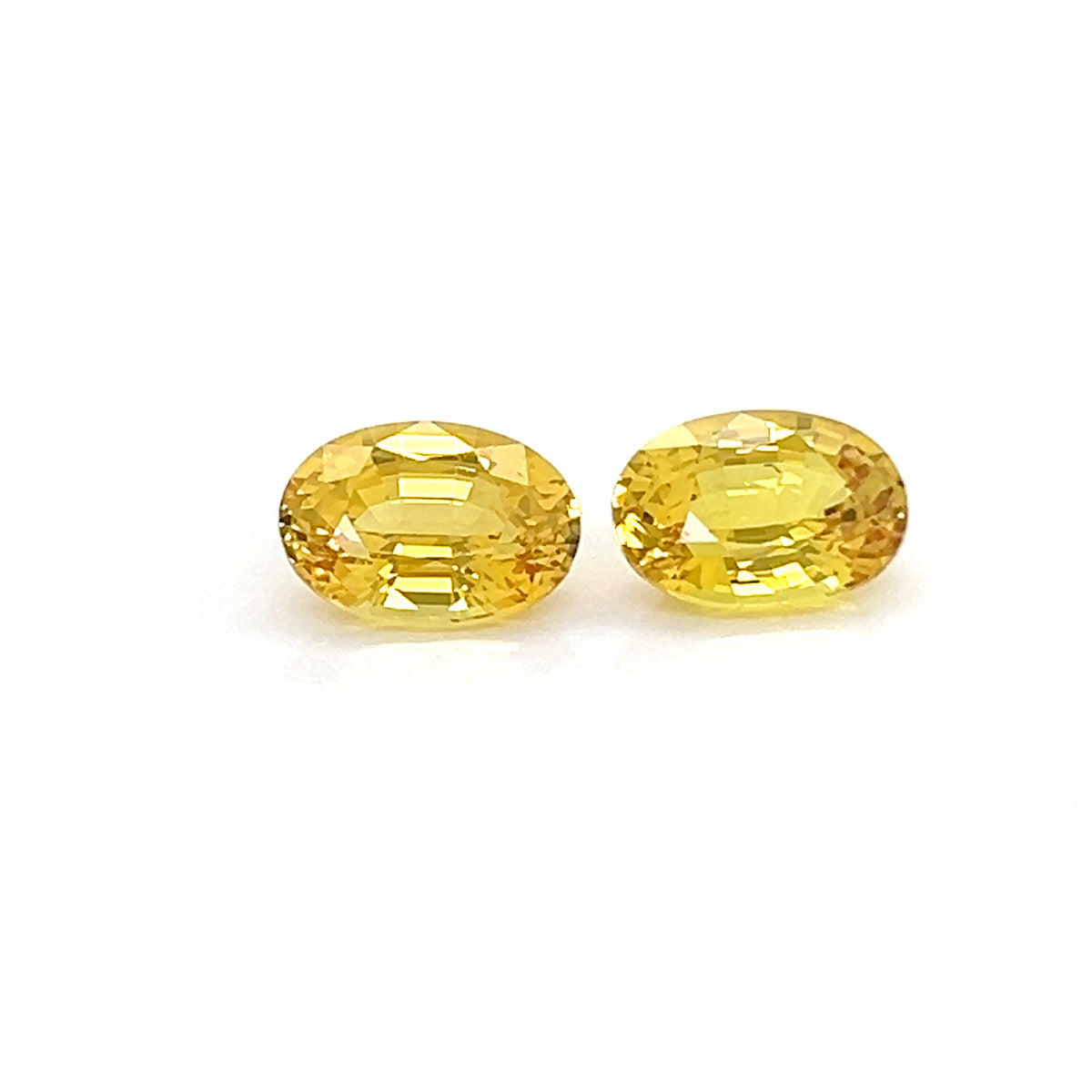 YELLOW SAPPHIRE OVAL