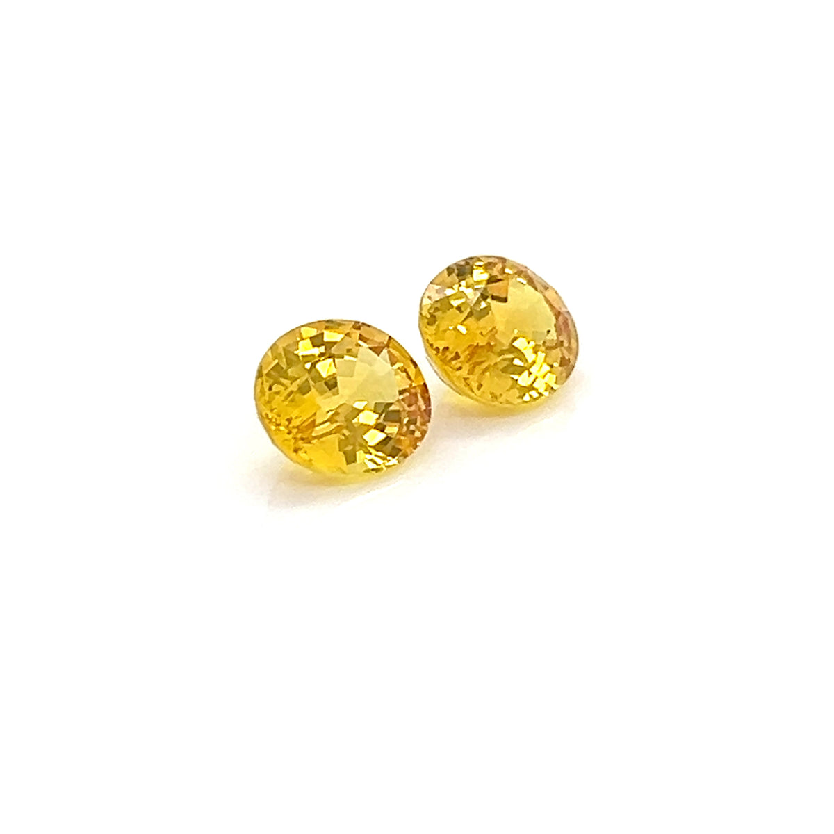 YELLOW SAPPHIRE OVAL
