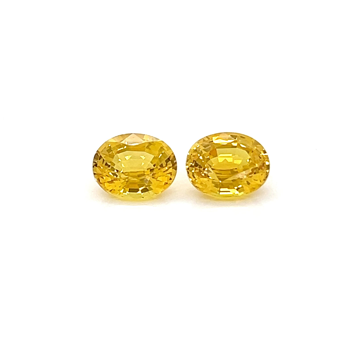 YELLOW SAPPHIRE OVAL