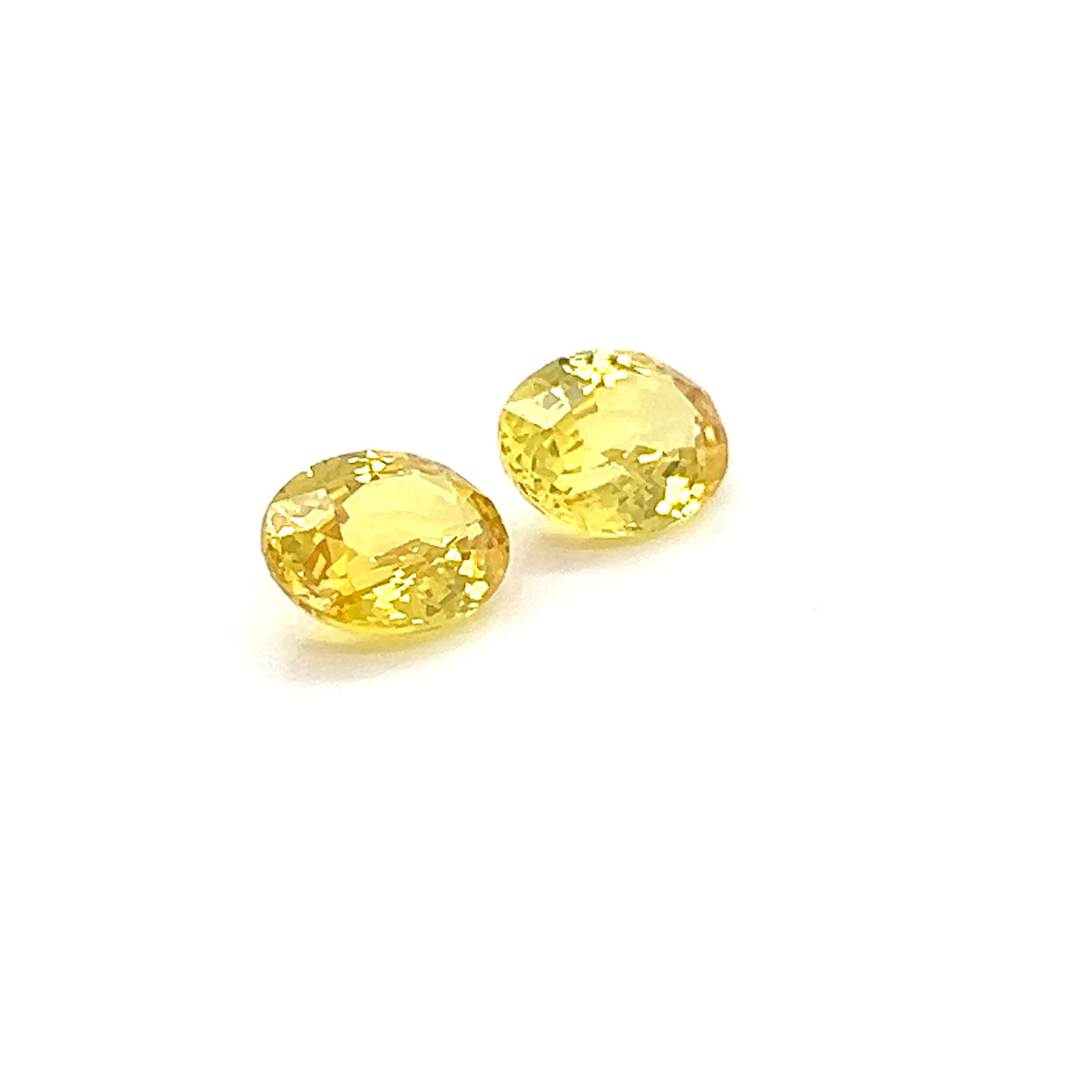 YELLOW SAPPHIRE OVAL