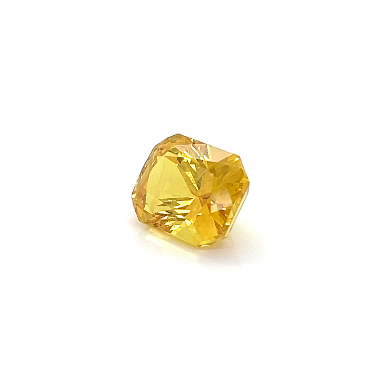 YELLOW SAPPHIRE RADIANT CUT